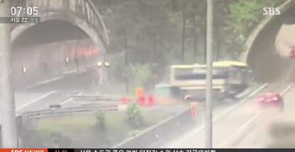 고속버스 또 승용차 덮쳐 사망사고 | 인스티즈