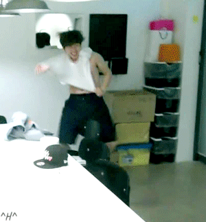 인생이 시트콤인 아이돌. jpgif | 인스티즈