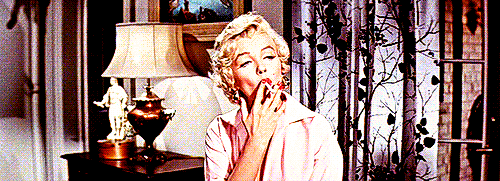 [마릴린먼로] 육감적인 몸매 + 천진난만하고 사랑스러운 얼굴 | 인스티즈