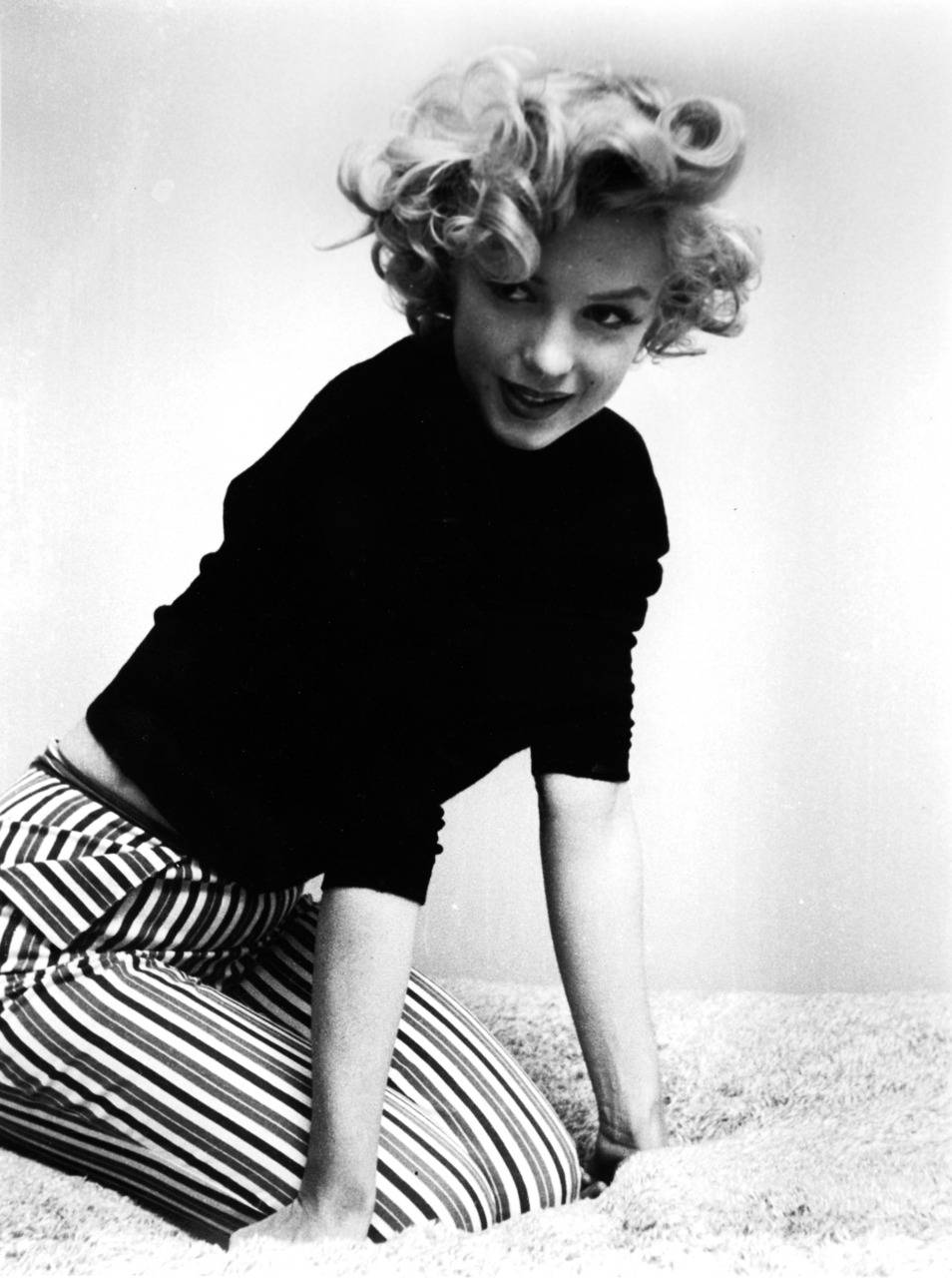 [마릴린먼로] 육감적인 몸매 + 천진난만하고 사랑스러운 얼굴 | 인스티즈