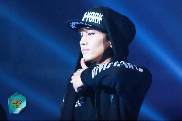 현역간다던 연예인이 공익가게 된 이야기 | 인스티즈