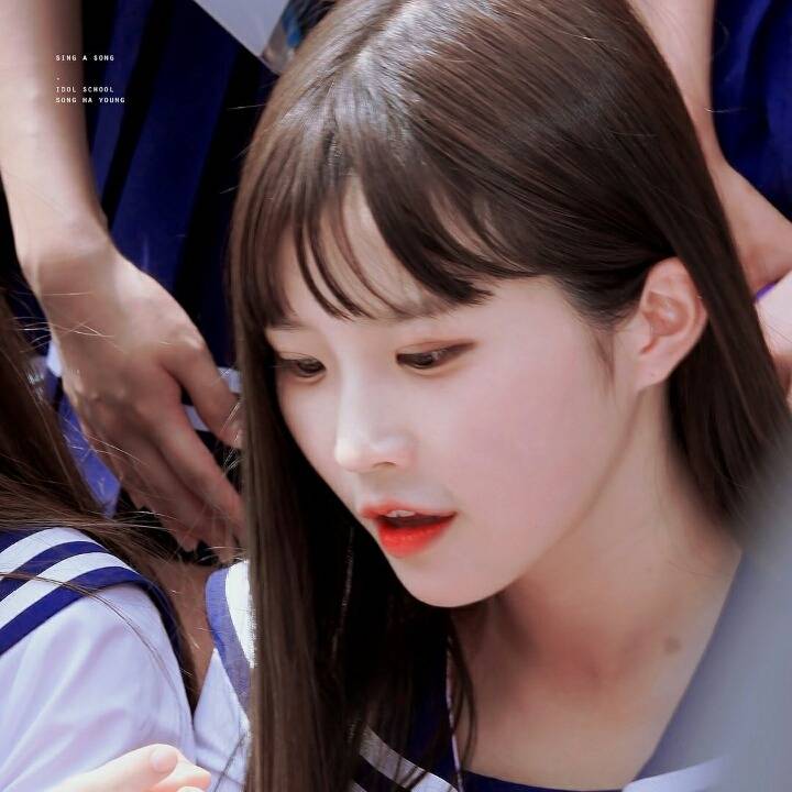 아침을 깨우는 송하영 | 인스티즈