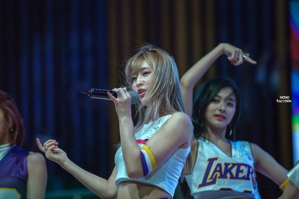 어떻게 구멍이 한명도 없냐... | 인스티즈