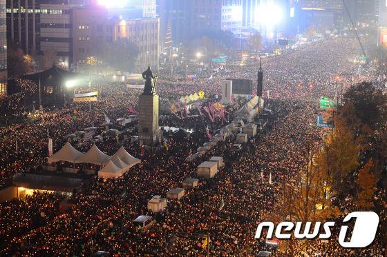 다시보는 대한민국 촛불혁명.jpgif | 인스티즈
