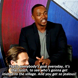 시빌워 촬영장 로다주의 점심초대 은총.gif | 인스티즈