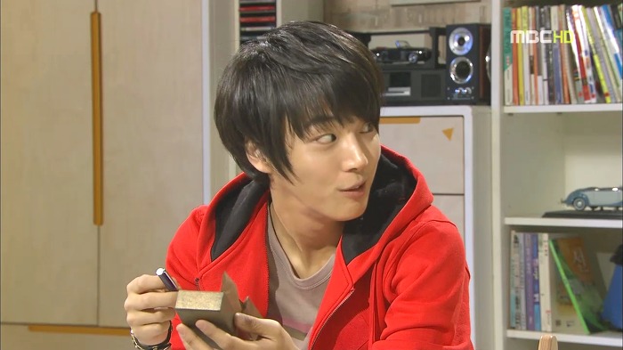 [지붕뚫고하이킥] 해줄 수 있는게 이거 밖에 없어서(준혁이 생일).jpg | 인스티즈