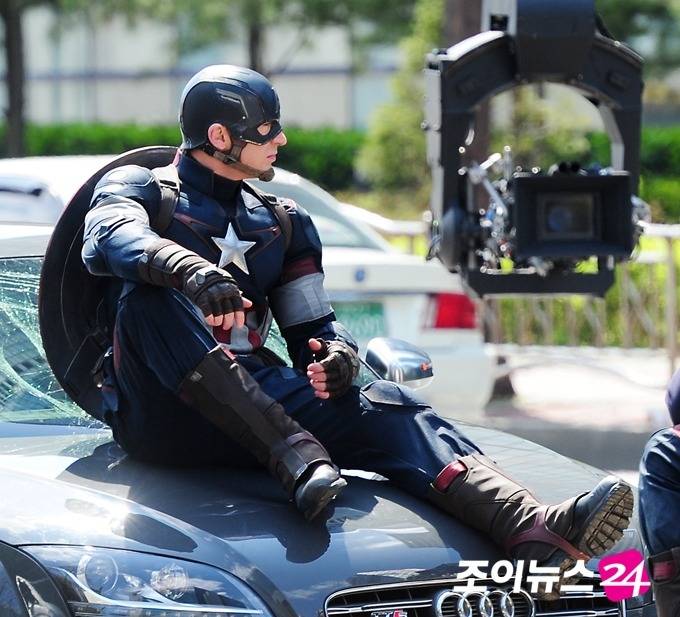 시빌워 기념, 캡틴 아메리카 수트 모음.jpg | 인스티즈