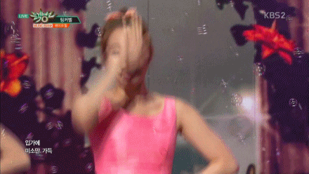 160429 뮤직뱅크 에이프릴-팅커벨.gif | 인스티즈