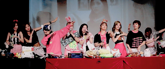 쯔위가 또 ... | 인스티즈