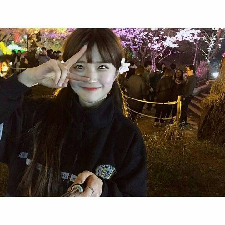 아침을 깨우는 송하영 | 인스티즈