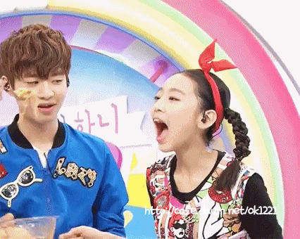 [보니하니] 방송중 진심으로 빡친 하니.gif | 인스티즈