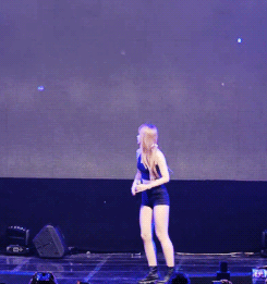 여자 아이돌과 비눗방울.gif | 인스티즈