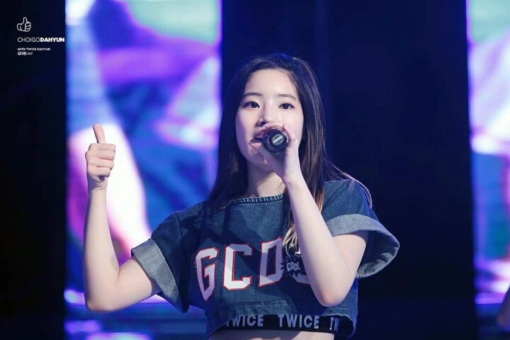 트와이스 두부 꾹꾹이 아기맹수 | 인스티즈