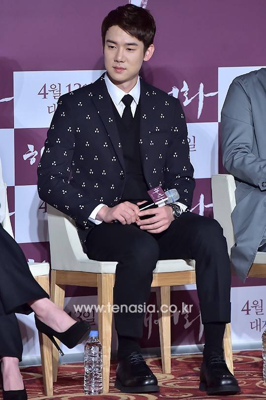 오늘자 한효주&천우희&유연석.jpg | 인스티즈