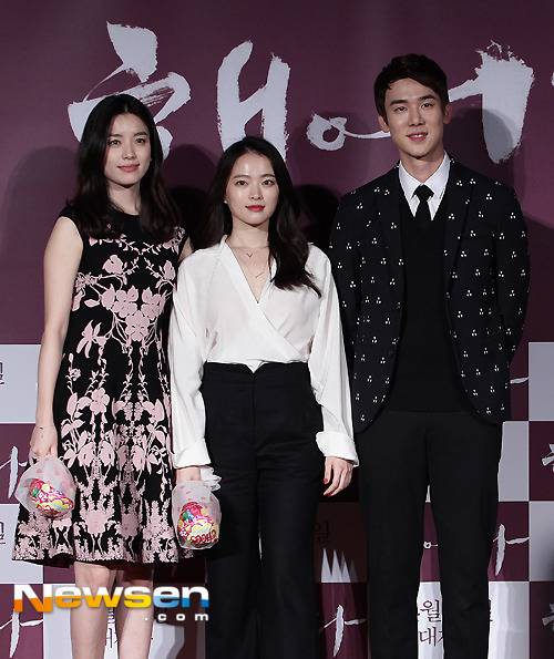 오늘자 한효주&천우희&유연석.jpg | 인스티즈