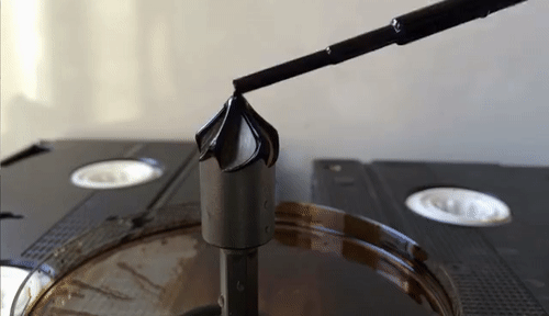 [움짤] 신기한 액체자석 | 인스티즈