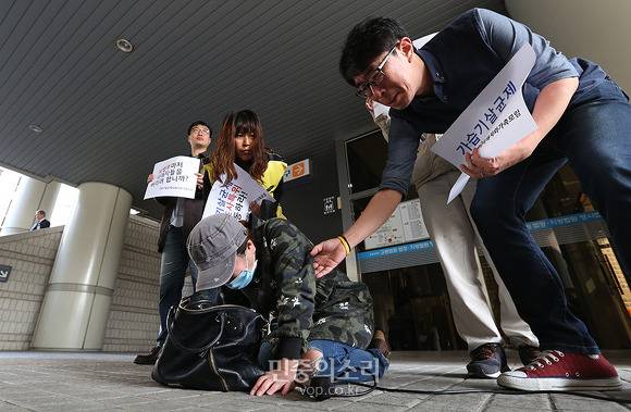 몇 년전 수많은 사람의 목숨을 앗아간 연쇄살인 | 인스티즈