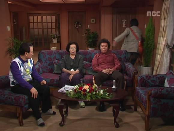 [거침없이하이킥] 온 가족의 윤호 속이기 대작전ㅋㅋㅋㅋㅋ.jpg (feat.싱가폴) | 인스티즈