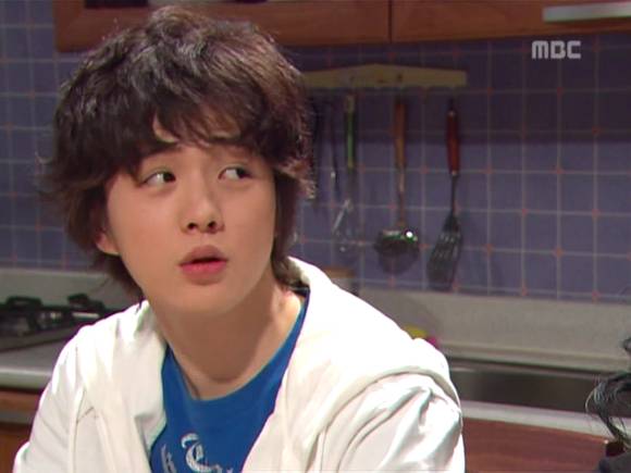 [거침없이하이킥] 온 가족의 윤호 속이기 대작전ㅋㅋㅋㅋㅋ.jpg (feat.싱가폴) | 인스티즈