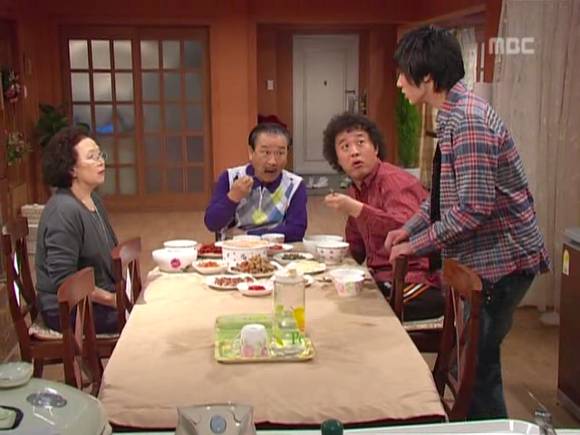 [거침없이하이킥] 온 가족의 윤호 속이기 대작전ㅋㅋㅋㅋㅋ.jpg (feat.싱가폴) | 인스티즈