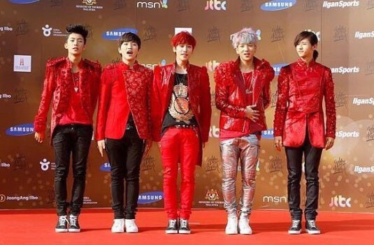 한때 코디가 안티냐는 소리들었던 남/여 아이돌들 | 인스티즈