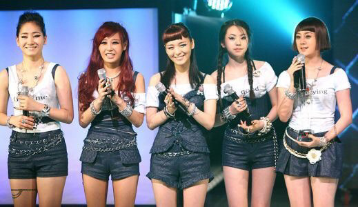 한때 코디가 안티냐는 소리들었던 남/여 아이돌들 | 인스티즈