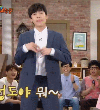 샤샤샤를 각자 스타일대로 소화하는 남자 연예인들 (남자는 자고로 애교죠) | 인스티즈