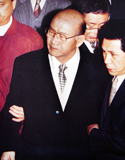 박근혜가 전두환만도 못하다고 생각하는 점.FACT | 인스티즈