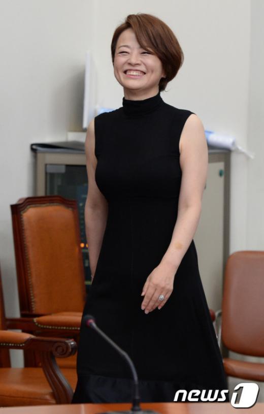 여기... 이름따라 살고계신 정치인이 있읍니다.......(+후원하기...) | 인스티즈