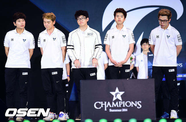 3:0을 제외한 롤챔스 결승에서 2경기를 이긴 승자는 언제나 준우승이였습니다 | 인스티즈