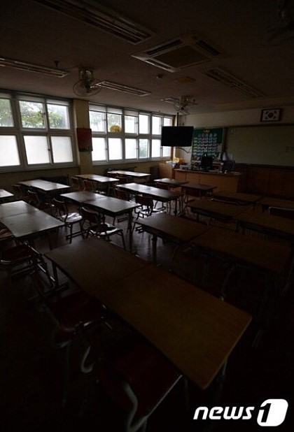 선생님이 들어오면서 하는말 | 인스티즈