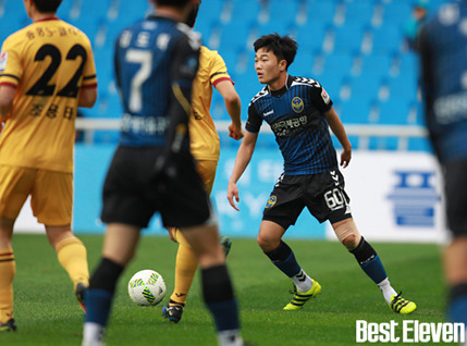 쯔엉 얘는 주는거 없이 호감이네요 | 인스티즈