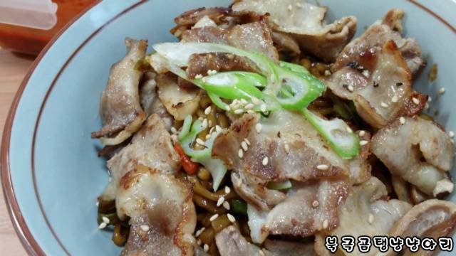 모름지기 음식이란 맛있게 먹어줘야 하는 것..핰 | 인스티즈