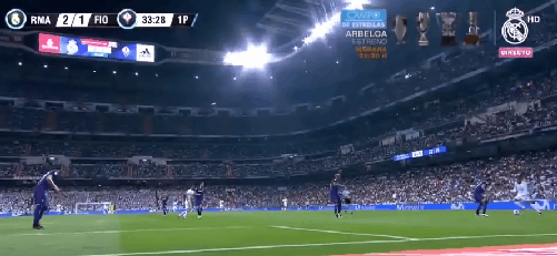 키퍼 시점으로 보는 오늘자 호날두 골.GIF | 인스티즈