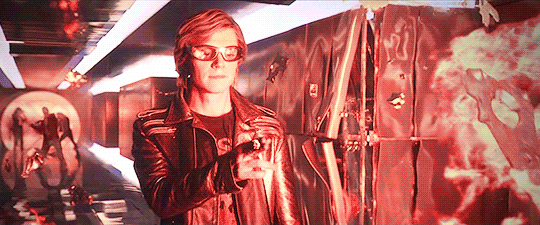 어벤져스 퀵실버 vs 엑스맨 퀵실버.gif | 인스티즈