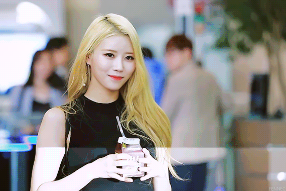 [러블리즈] 은행 가는 길에 미주 | 인스티즈