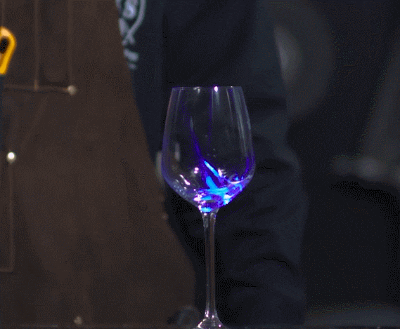 레이저로 유리잔 깨기 | 인스티즈