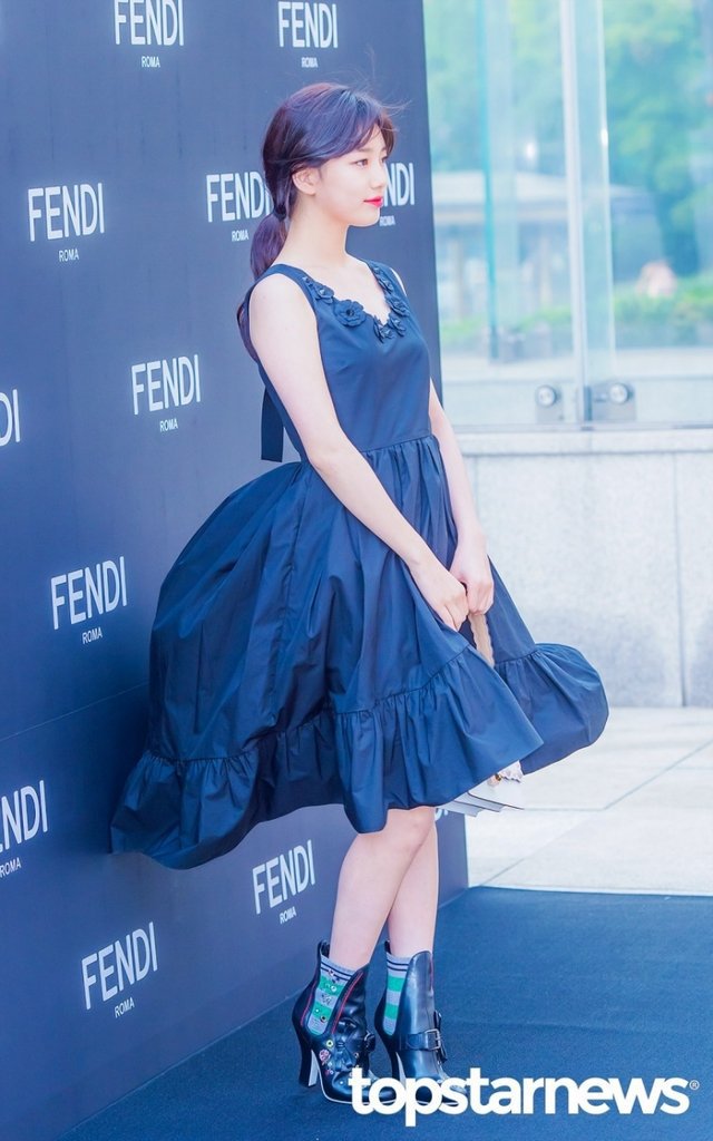 방송에서 결혼 발표하는 남자연예인 - 인스티즈(instiz) 이슈 카테고리