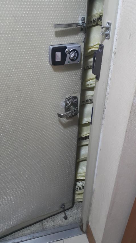 시킨사람이 나쁜거다 vs 택배기사가 나쁜거다 | 인스티즈