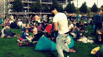 야외용 침대.gif | 인스티즈