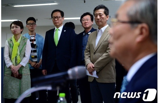 국민의당 "우린 문재인이 아니라 여론조사와 싸우는 꼴" | 인스티즈