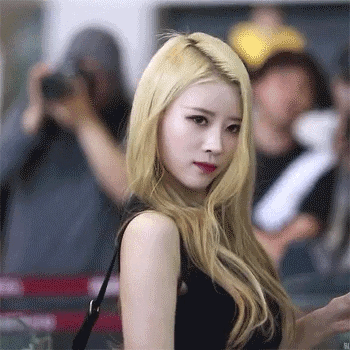 [러블리즈] 은행 가는 길에 미주 | 인스티즈