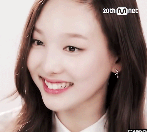 나연이 앞니 | 인스티즈