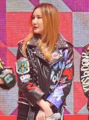 통제가 필요한 아이돌 . gif | 인스티즈