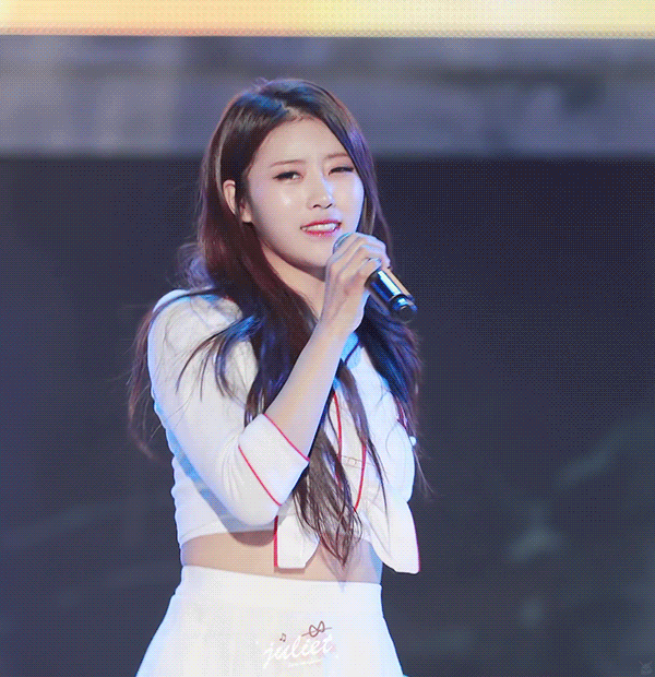 [러블리즈] 은행 가는 길에 미주 | 인스티즈