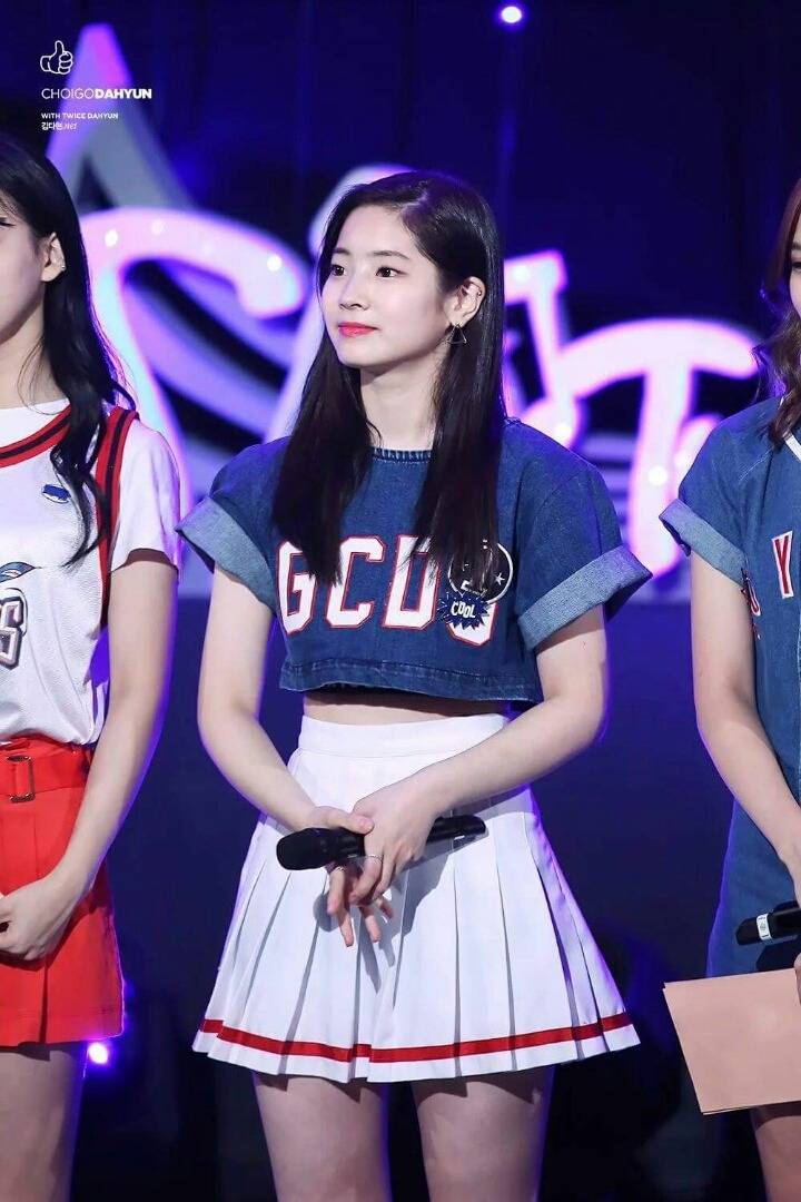 트와이스 두부 꾹꾹이 아기맹수 | 인스티즈