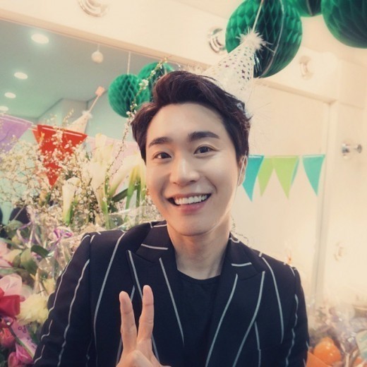 아직 유부남인게 안믿기는 가수들 | 인스티즈