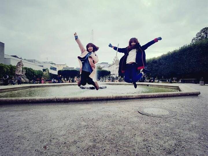 유럽에서 프로그램 촬영한 여자친구 사진들 | 인스티즈