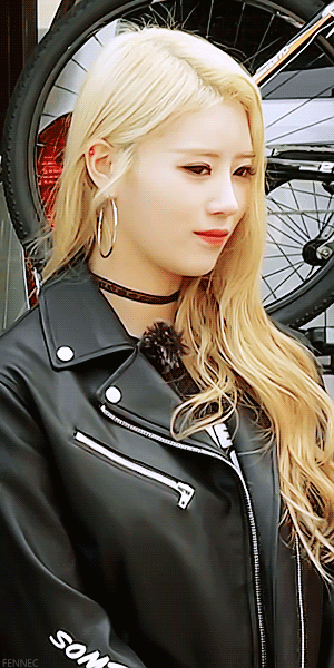 [러블리즈] 은행 가는 길에 미주 | 인스티즈