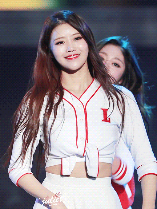 [러블리즈] 은행 가는 길에 미주 | 인스티즈